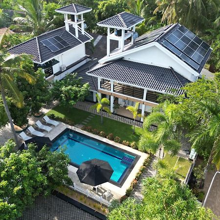 Wetland Resort Negombo Esterno foto