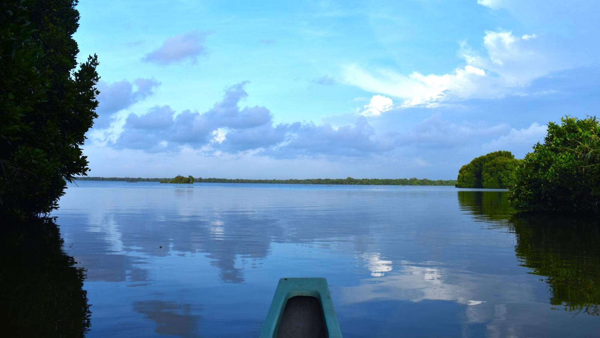 Wetland Resort Negombo Esterno foto